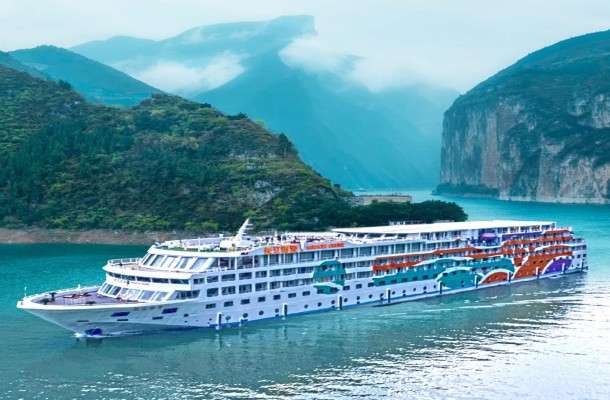 长江奇迹主图_副本